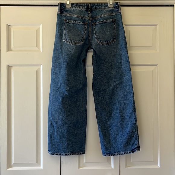 Old Navy mid-rise, wide leg jeans (blue) size 2 petite. - Picture 5 of 6